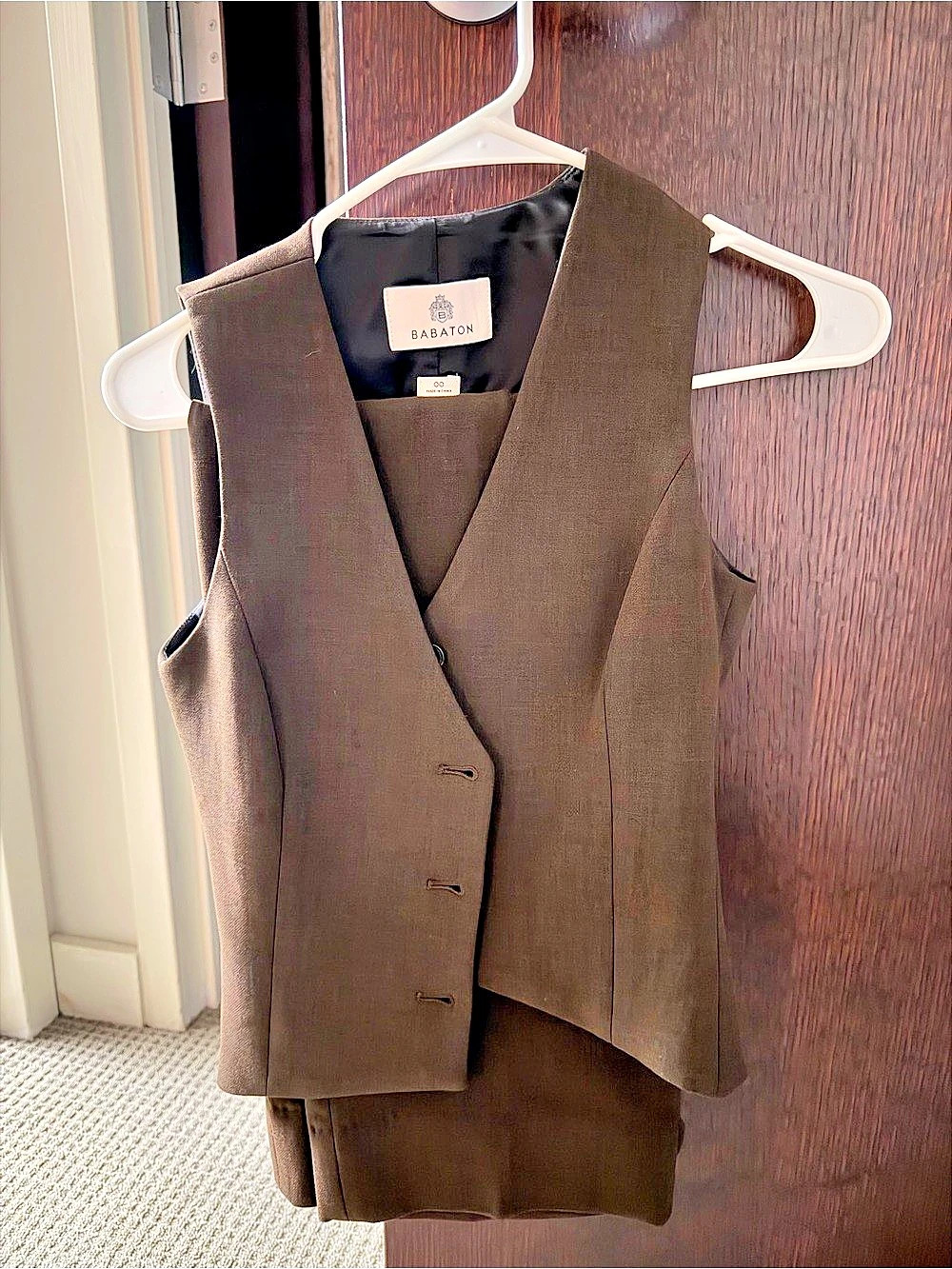 Babaton Aritzia Vest and Pants Size 00